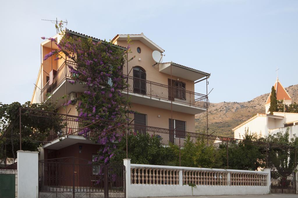 פודסטראנה Dadule Apartments מראה חיצוני תמונה